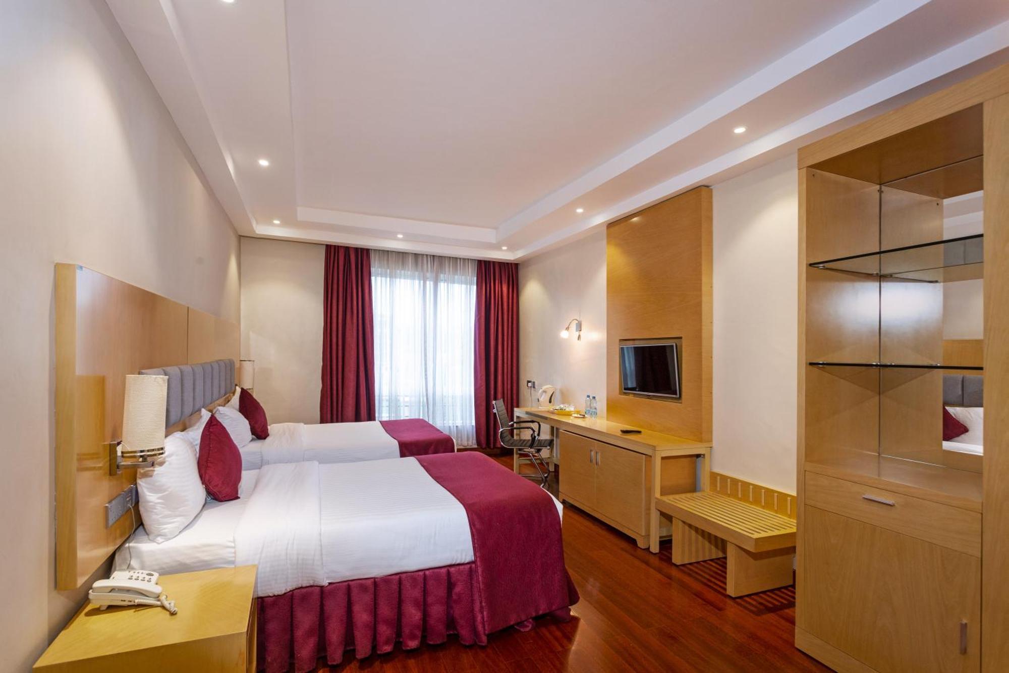 Three Steers Hotel 메루 외부 사진